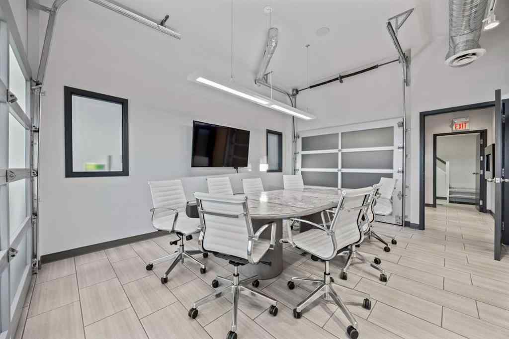 MLS® A2266683 - 1742 10 Avenue SW in Sunalta Calgary, Commercial