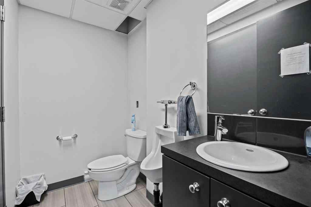 MLS® A2266683 - 1742 10 Avenue SW in Sunalta Calgary, Commercial