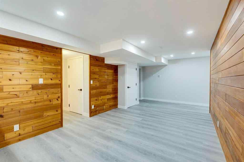 MLS® A2266685 - 3020 Palliser Drive SW in Oakridge Calgary, Residential