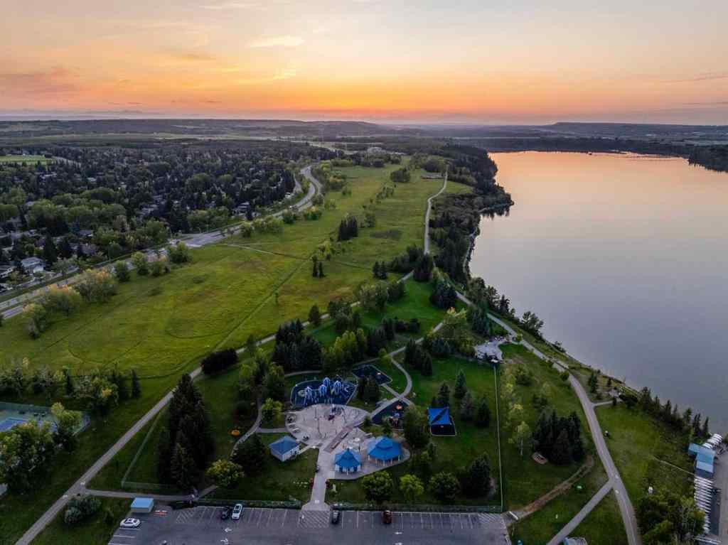 MLS® A2266685 - 3020 Palliser Drive SW in Oakridge Calgary, Residential