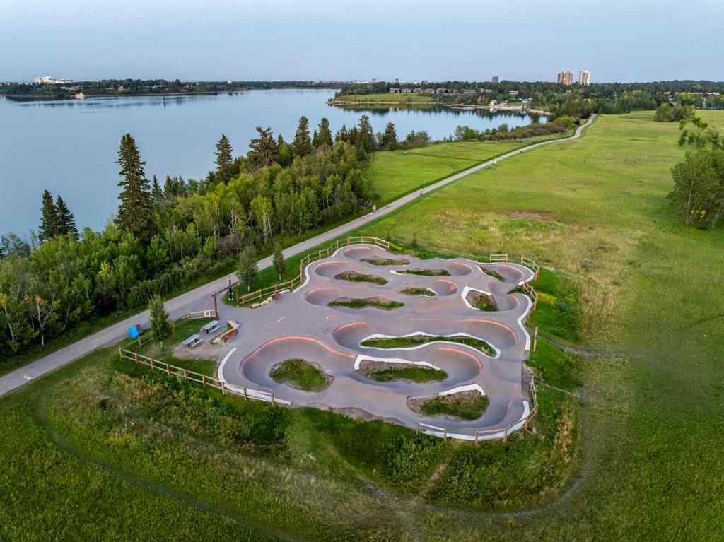 MLS® A2266685 - 3020 Palliser Drive SW in Oakridge Calgary, Residential