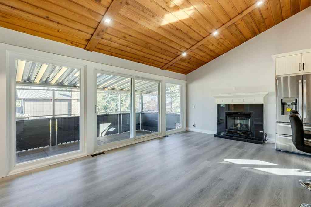 MLS® A2266685 - 3020 Palliser Drive SW in Oakridge Calgary, Residential