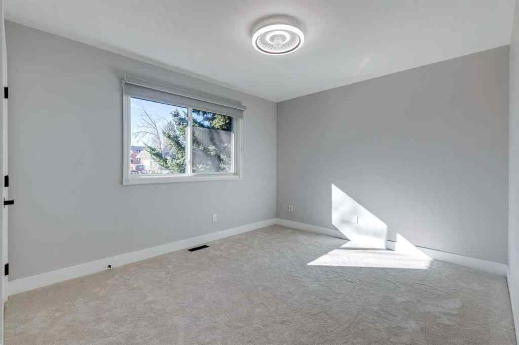 MLS® A2266685 - 3020 Palliser Drive SW in Oakridge Calgary, Residential