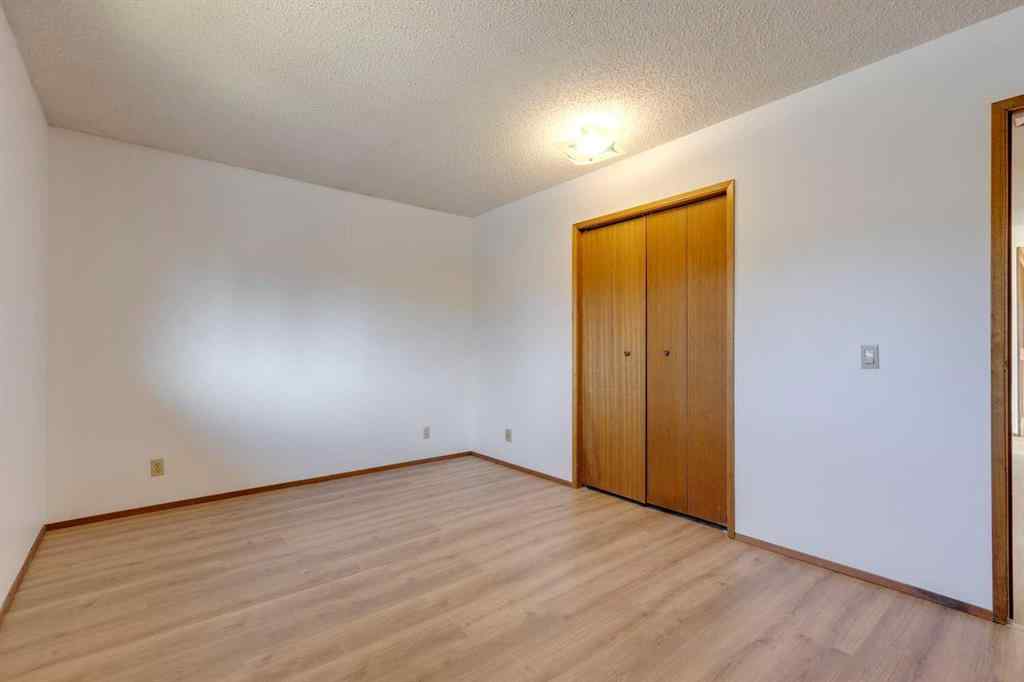 MLS® A2266688 - 80 Beacham Rise NW in Beddington Heights Calgary, Residential