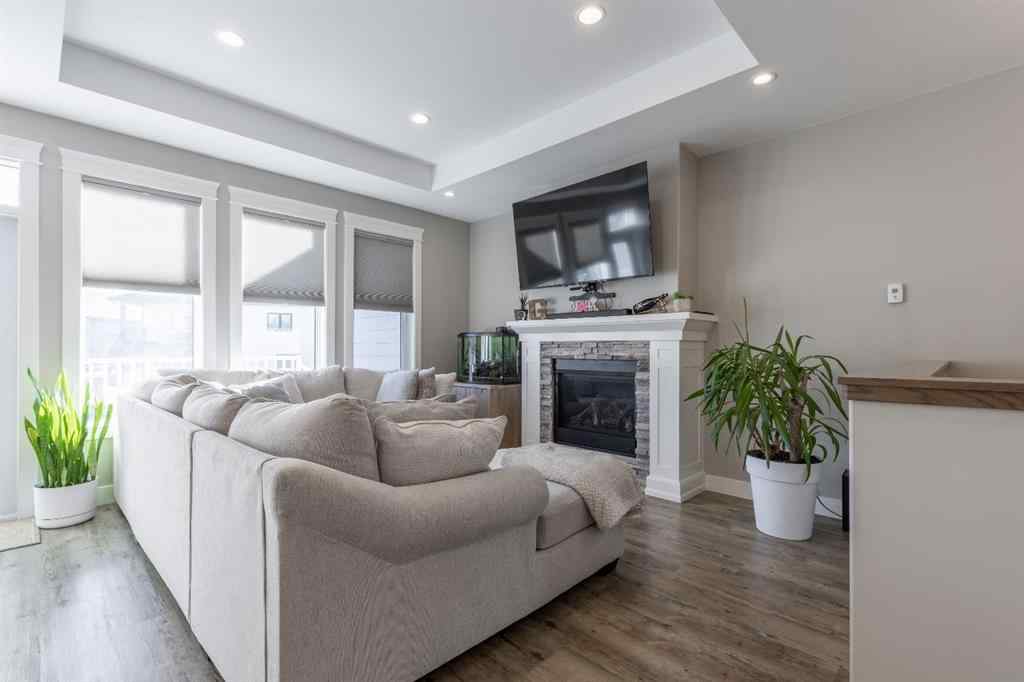 MLS® A2266692 - 803 Gibbons Avenue N in NONE Picture Butte, Residential