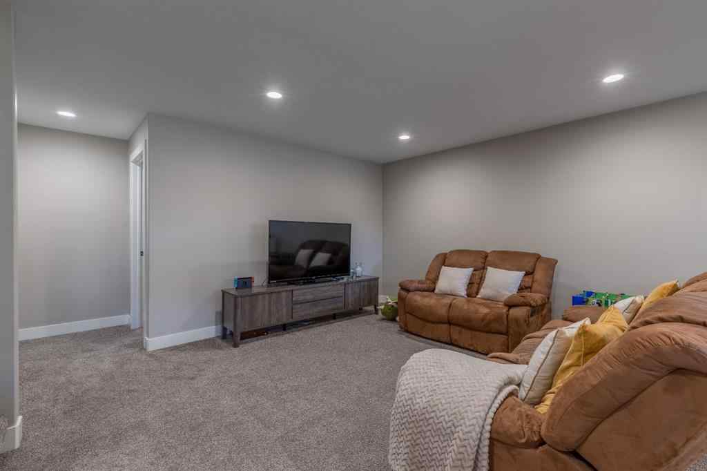 MLS® A2266692 - 803 Gibbons Avenue N in NONE Picture Butte, Residential