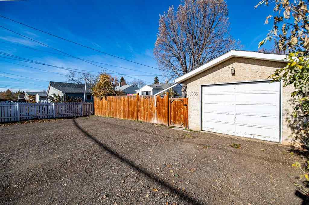 MLS® A2266694 - 3905 50 Street  in Eastview Red Deer, Residential