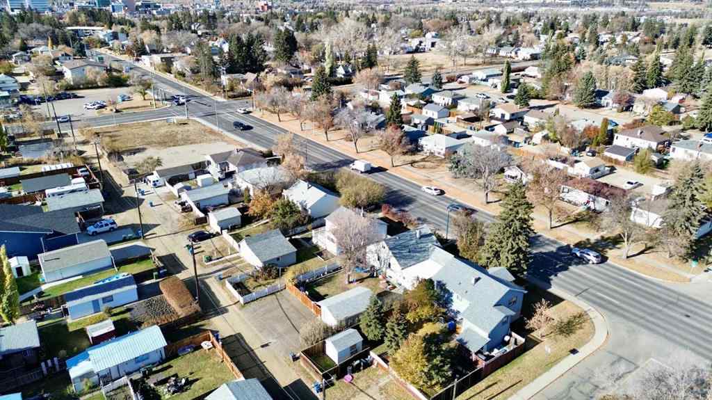 MLS® A2266694 - 3905 50 Street  in Eastview Red Deer, Residential