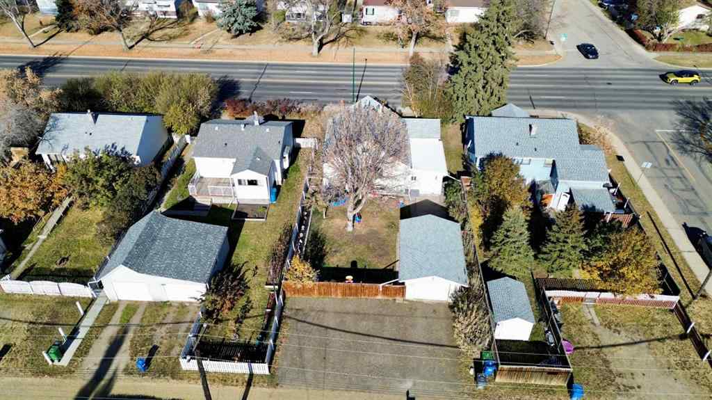 MLS® A2266694 - 3905 50 Street  in Eastview Red Deer, Residential
