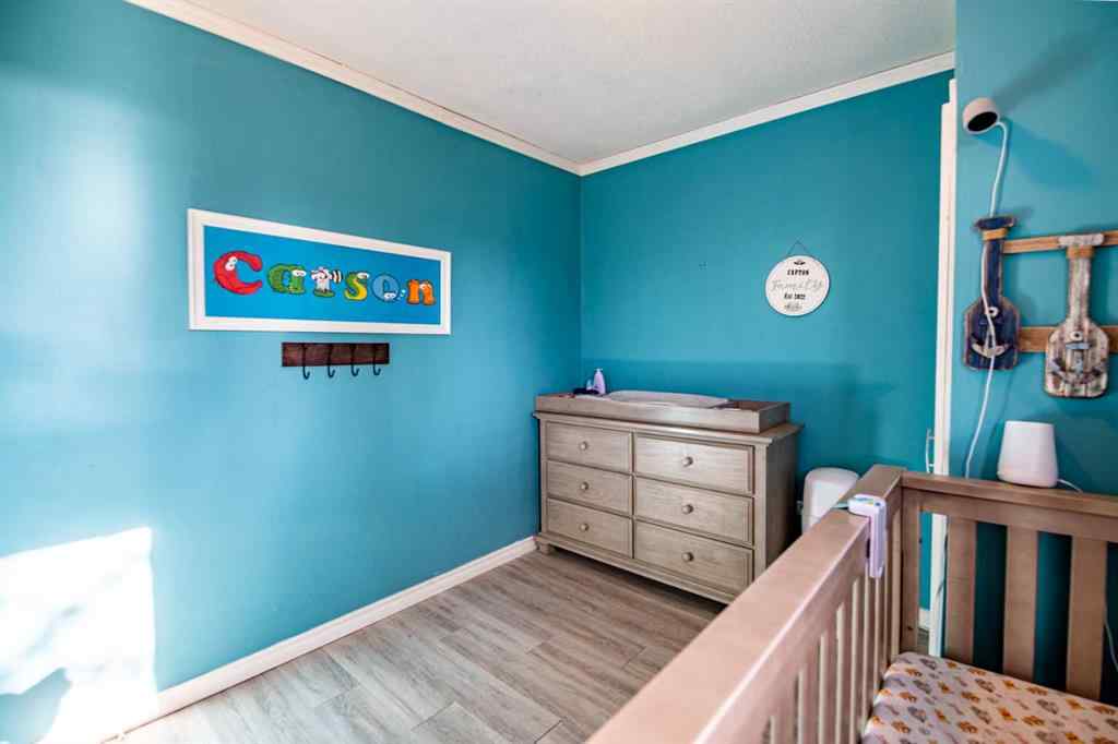 MLS® A2266694 - 3905 50 Street  in Eastview Red Deer, Residential