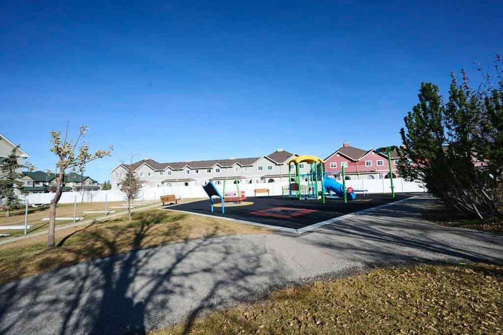 MLS® A2266703 - 165 Bayside Point SW in Bayside Airdrie, Residential