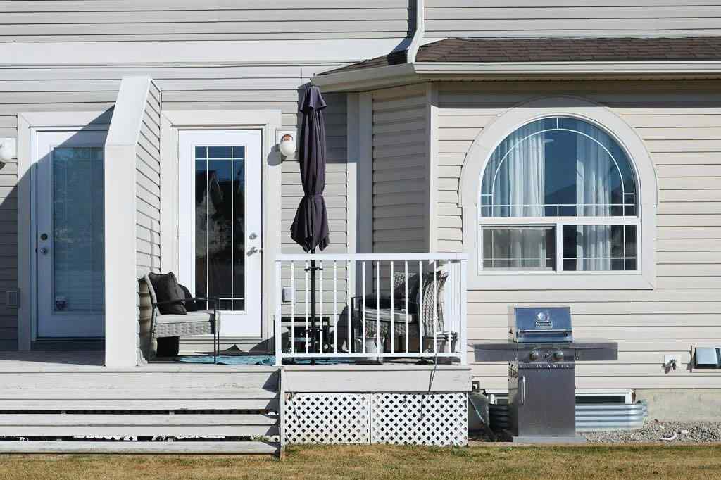 MLS® A2266703 - 165 Bayside Point SW in Bayside Airdrie, Residential