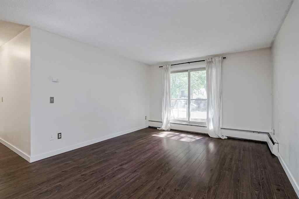 MLS® A2266706 - Unit #208 130 25 Avenue SW in Mission Calgary, Residential