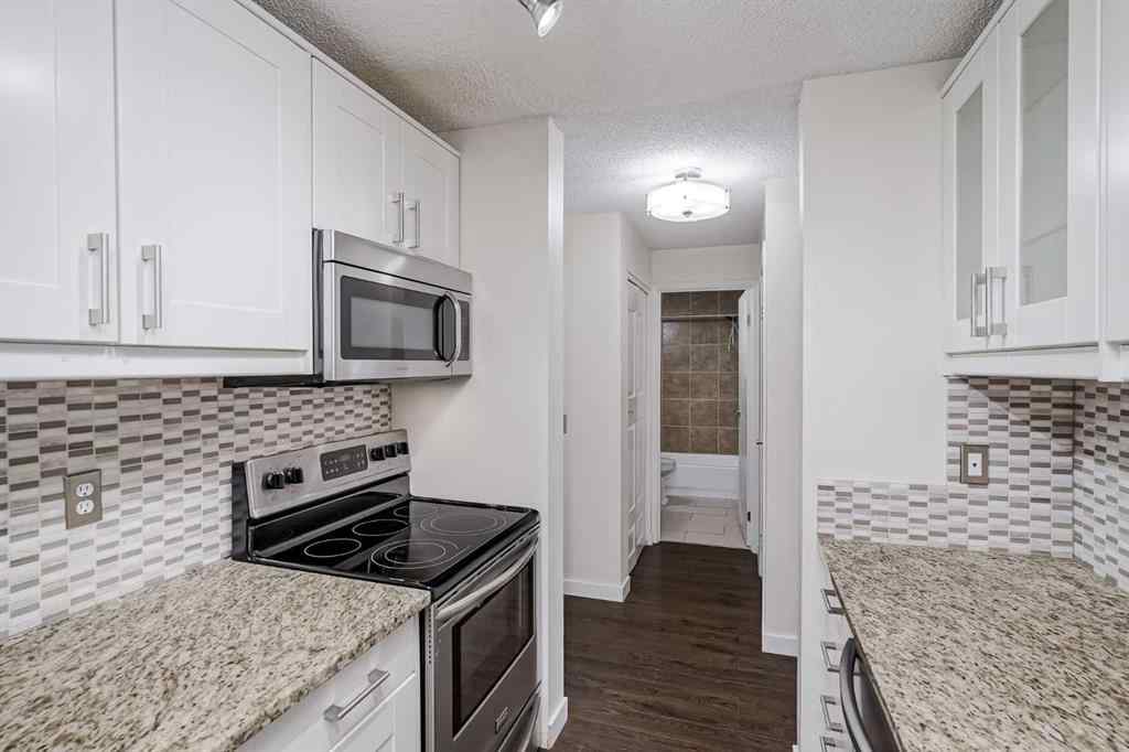 MLS® A2266706 - Unit #208 130 25 Avenue SW in Mission Calgary, Residential