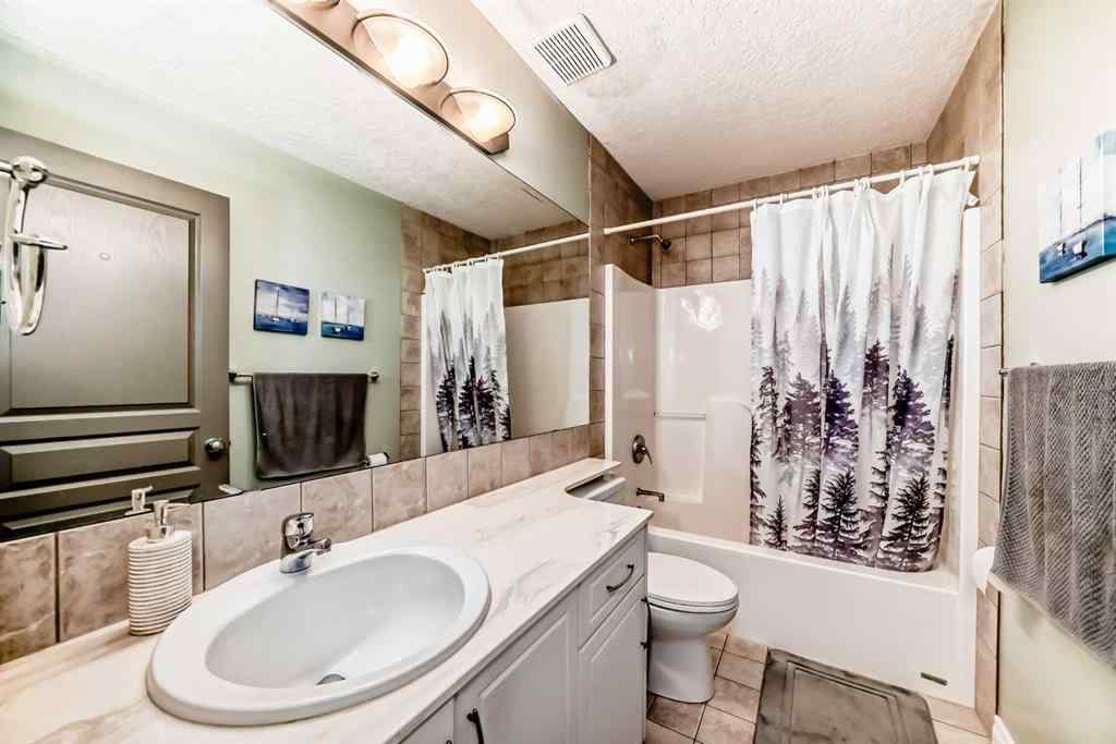 MLS® A2266708 - 146 Scenic View Close NW in Scenic Acres Calgary, Residential