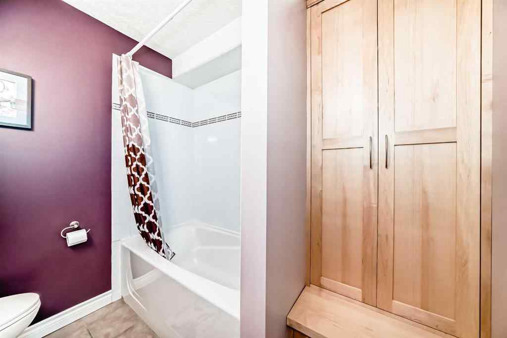 MLS® A2266708 - 146 Scenic View Close NW in Scenic Acres Calgary, Residential