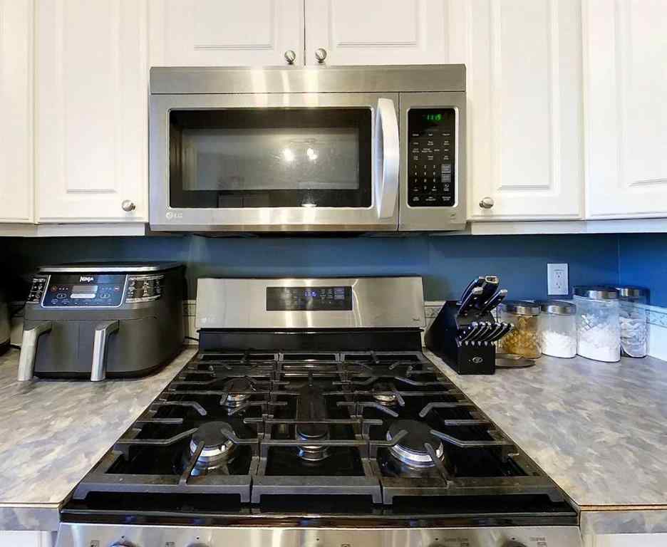 MLS® A2266715 - 6204 12 AVE   in Edson Edson, Residential