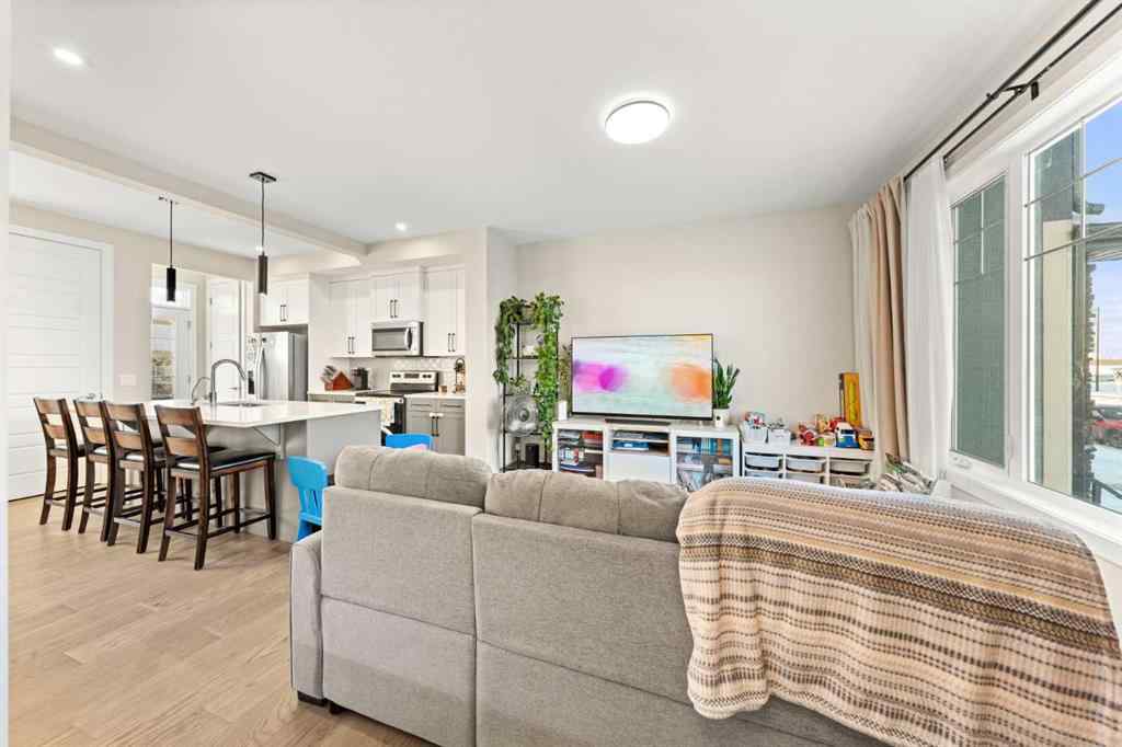 MLS® A2266719 - 281 Waterford Boulevard  in Waterford Chestermere, Residential