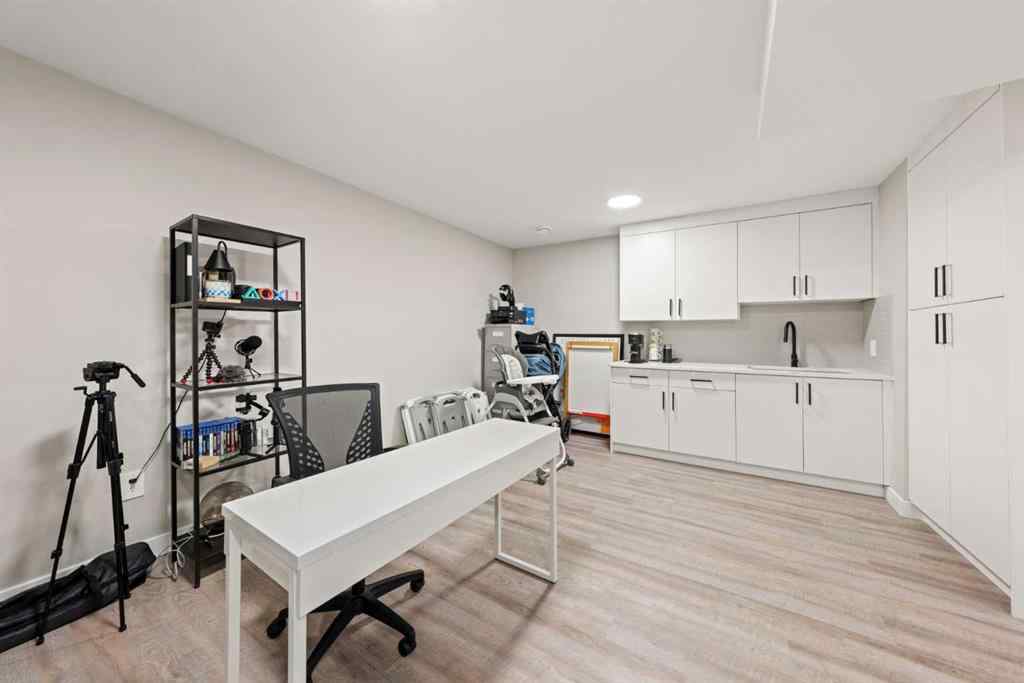 MLS® A2266719 - 281 Waterford Boulevard  in Waterford Chestermere, Residential