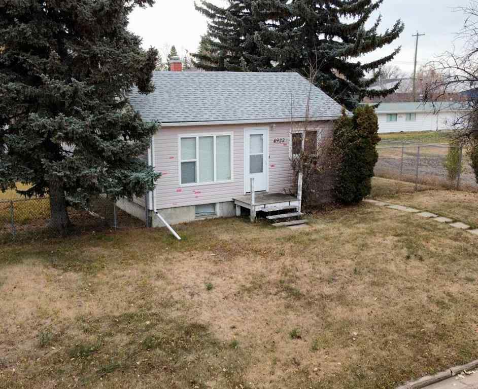 MLS® A2266723 - 4922 48 Street  in Sedgewick Sedgewick, Residential