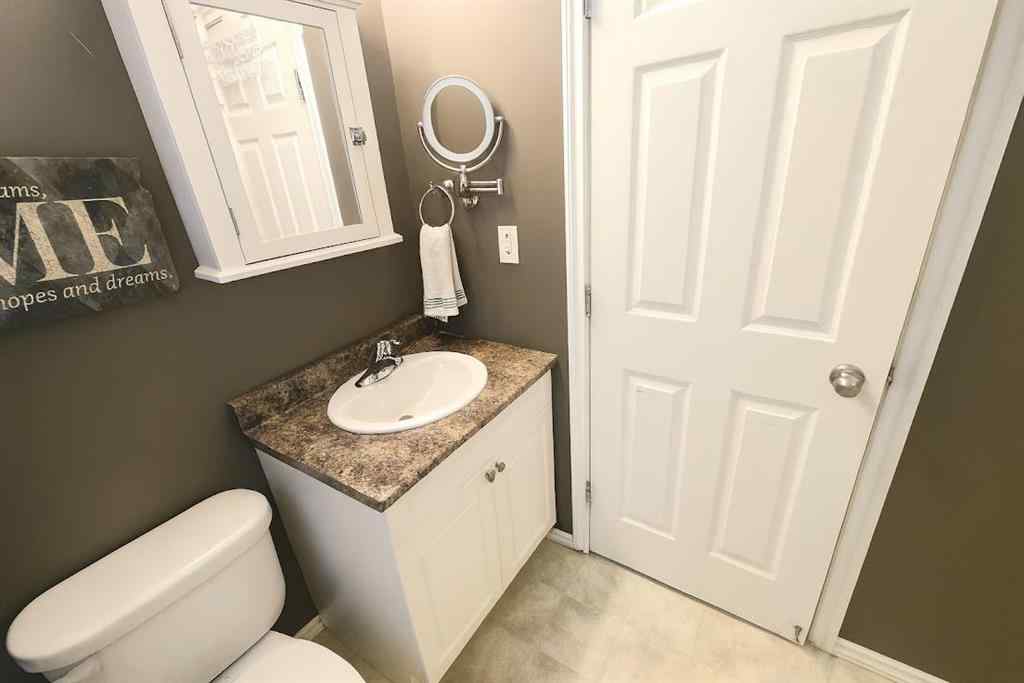 MLS® A2266723 - 4922 48 Street  in Sedgewick Sedgewick, Residential