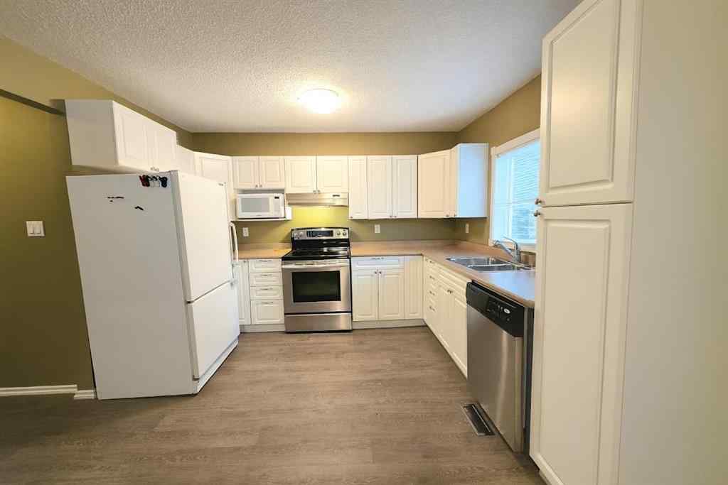 MLS® A2266723 - 4922 48 Street  in Sedgewick Sedgewick, Residential