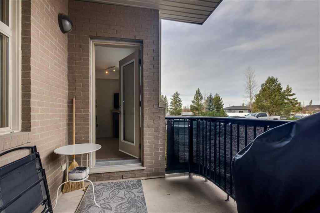 MLS® A2266733 - Unit #117 100 Lakeway Boulevard  in Lakeway Landing Sylvan Lake, Residential