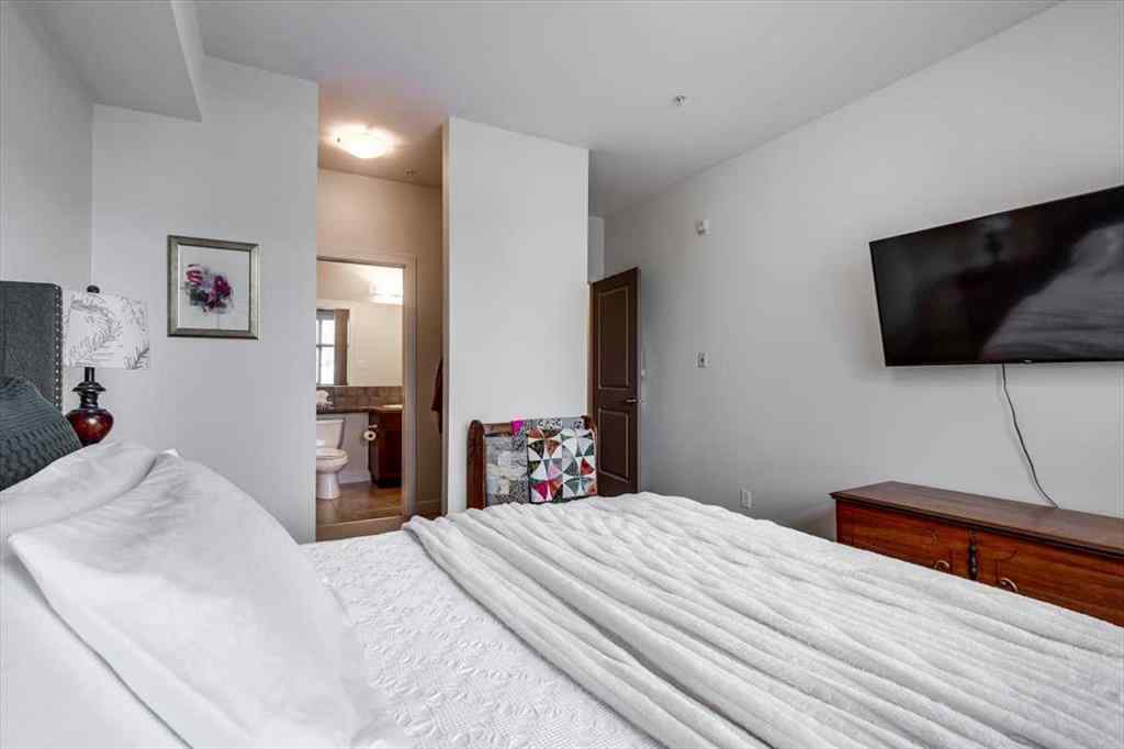 MLS® A2266733 - Unit #117 100 Lakeway Boulevard  in Lakeway Landing Sylvan Lake, Residential