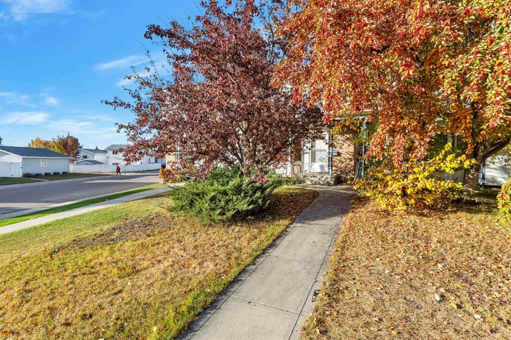 MLS® A2266734 - 83 Elwell Close  in Eastview Estates Red Deer, Residential