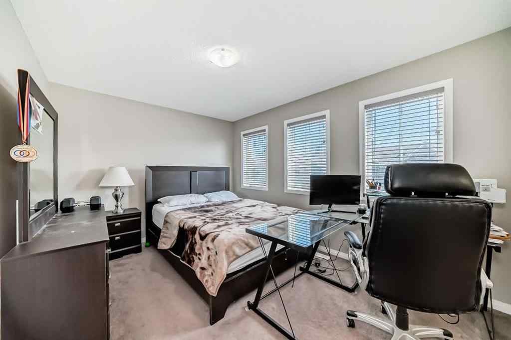 MLS® A2266735 - 48 YORKVILLE Avenue SW in Yorkville Calgary, Residential