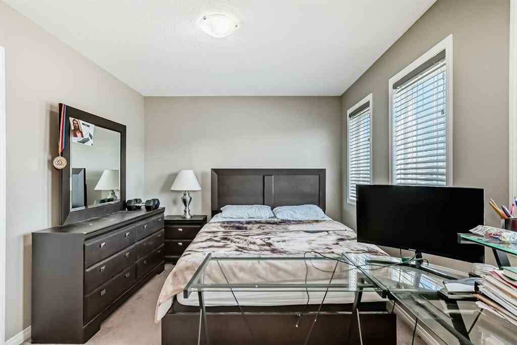 MLS® A2266735 - 48 YORKVILLE Avenue SW in Yorkville Calgary, Residential