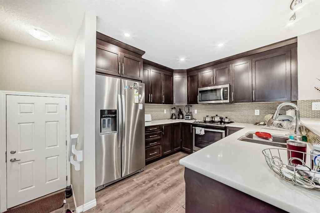 MLS® A2266735 - 48 YORKVILLE Avenue SW in Yorkville Calgary, Residential