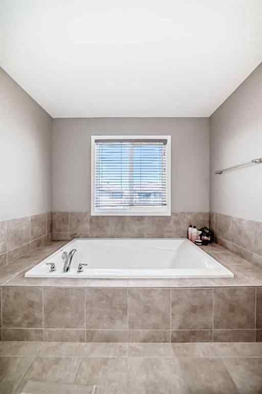 MLS® A2266735 - 48 YORKVILLE Avenue SW in Yorkville Calgary, Residential
