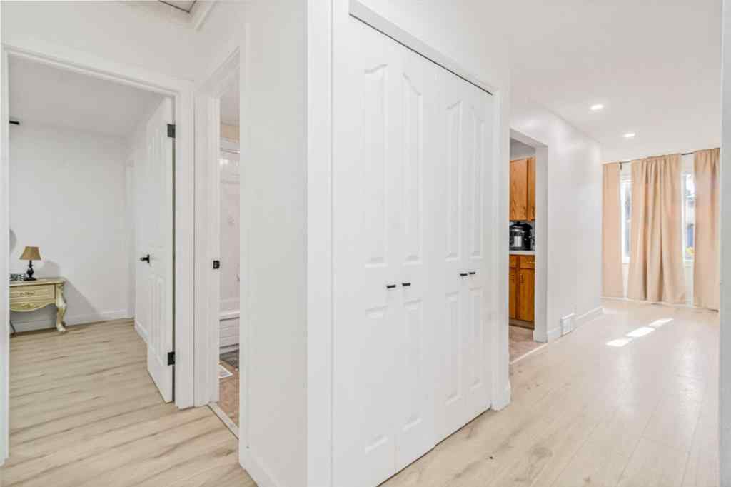 MLS® A2266736 - 147 Dovercliffe Way SE in Dover Calgary, Residential