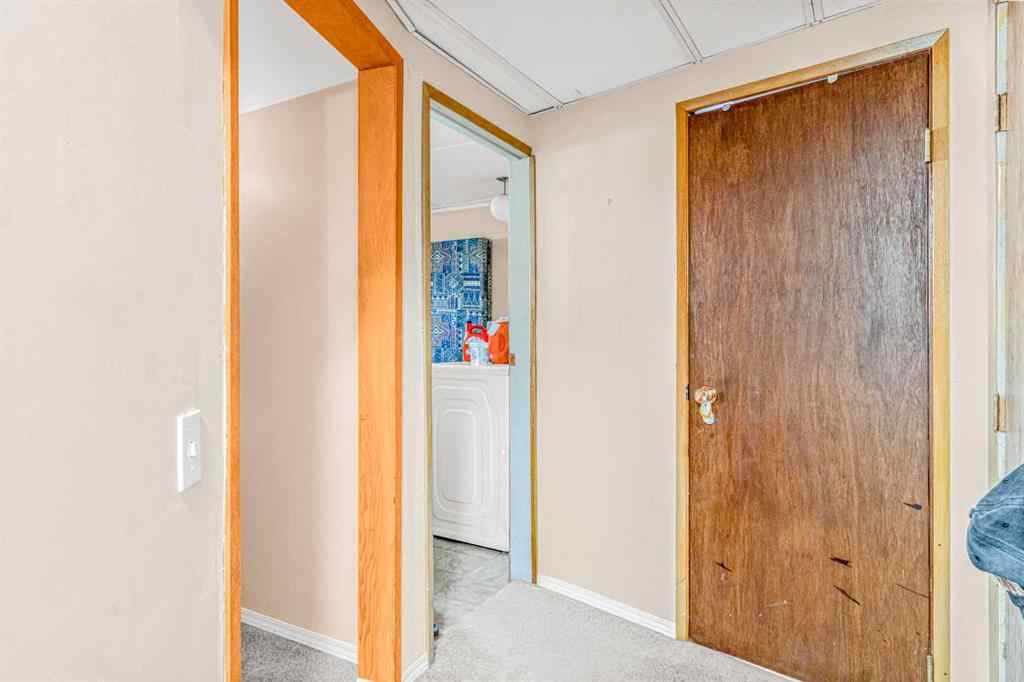 MLS® A2266736 - 147 Dovercliffe Way SE in Dover Calgary, Residential