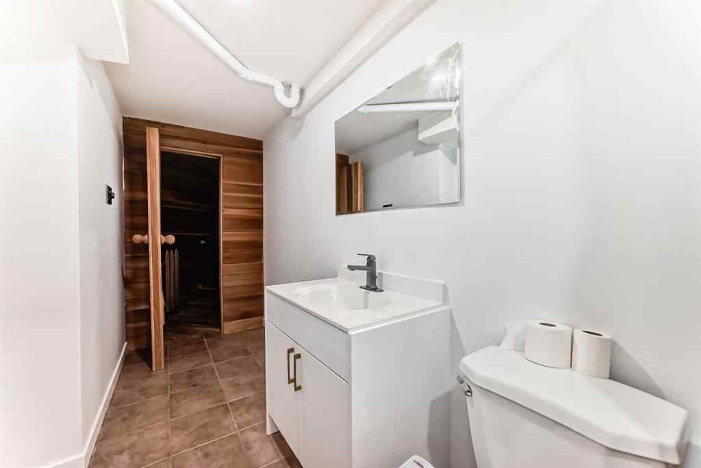 MLS® A2266743 - 51 Douglas Woods Hill SE in Douglasdale/Glen Calgary, Residential