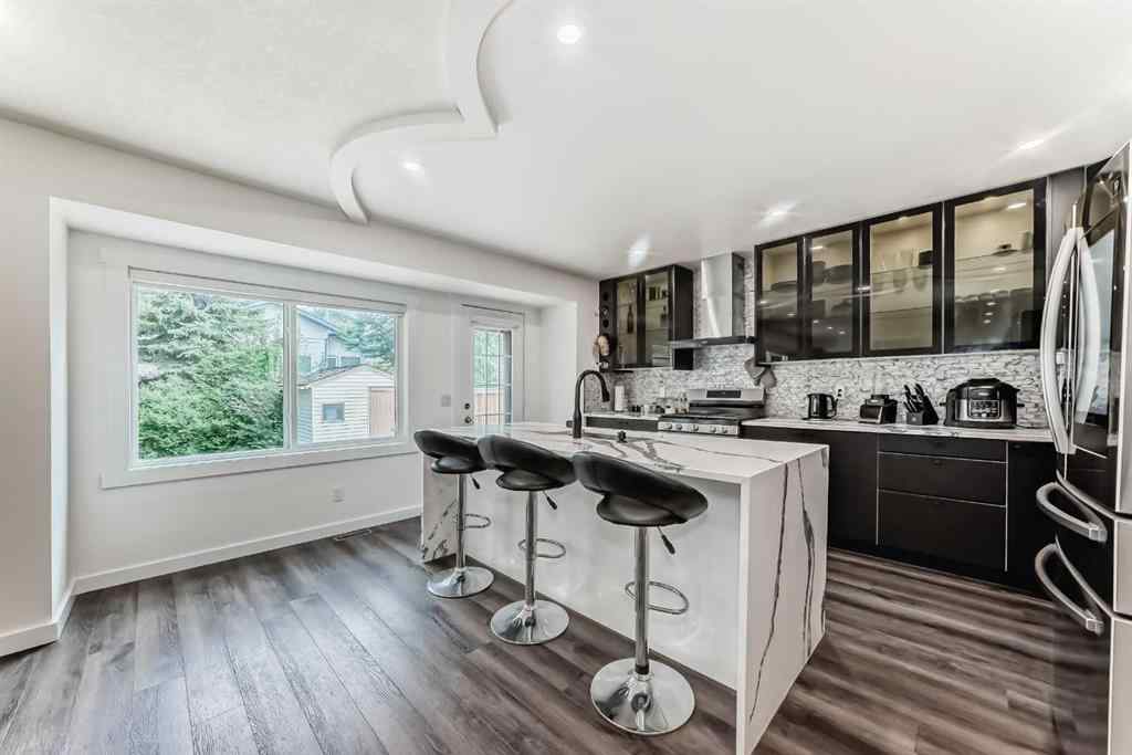 MLS® A2266743 - 51 Douglas Woods Hill SE in Douglasdale/Glen Calgary, Residential