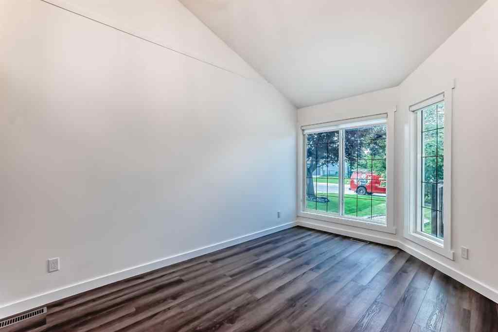 MLS® A2266743 - 51 Douglas Woods Hill SE in Douglasdale/Glen Calgary, Residential