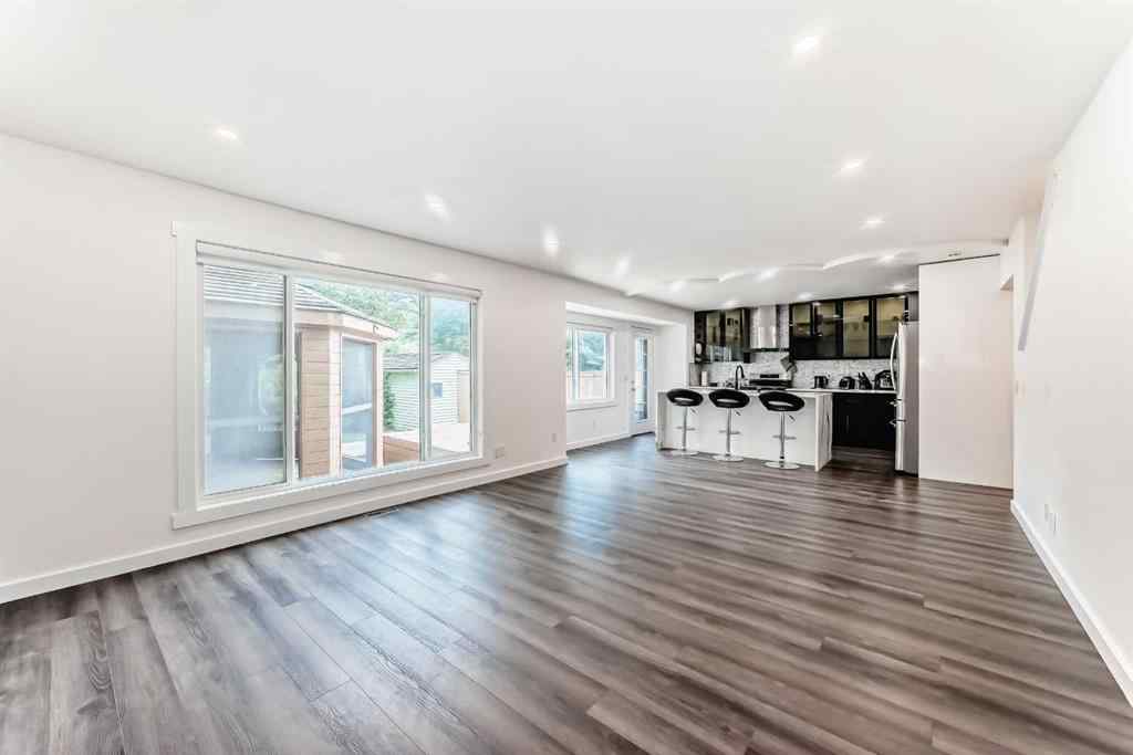 MLS® A2266743 - 51 Douglas Woods Hill SE in Douglasdale/Glen Calgary, Residential