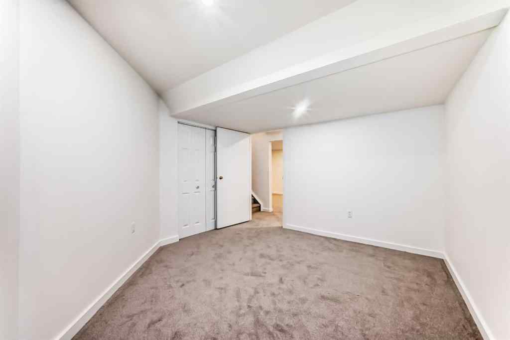 MLS® A2266743 - 51 Douglas Woods Hill SE in Douglasdale/Glen Calgary, Residential