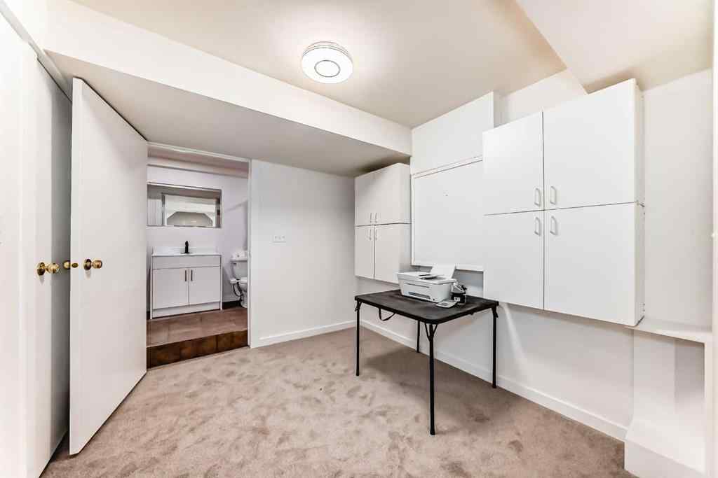 MLS® A2266743 - 51 Douglas Woods Hill SE in Douglasdale/Glen Calgary, Residential