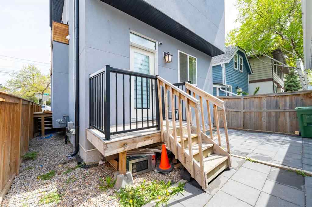 MLS® A2266746 - 415 6 Street NE in Bridgeland/Riverside Calgary, Residential