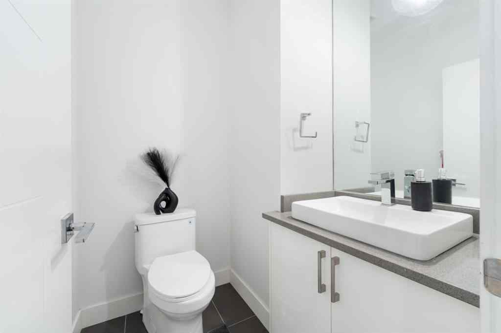 MLS® A2266746 - 415 6 Street NE in Bridgeland/Riverside Calgary, Residential