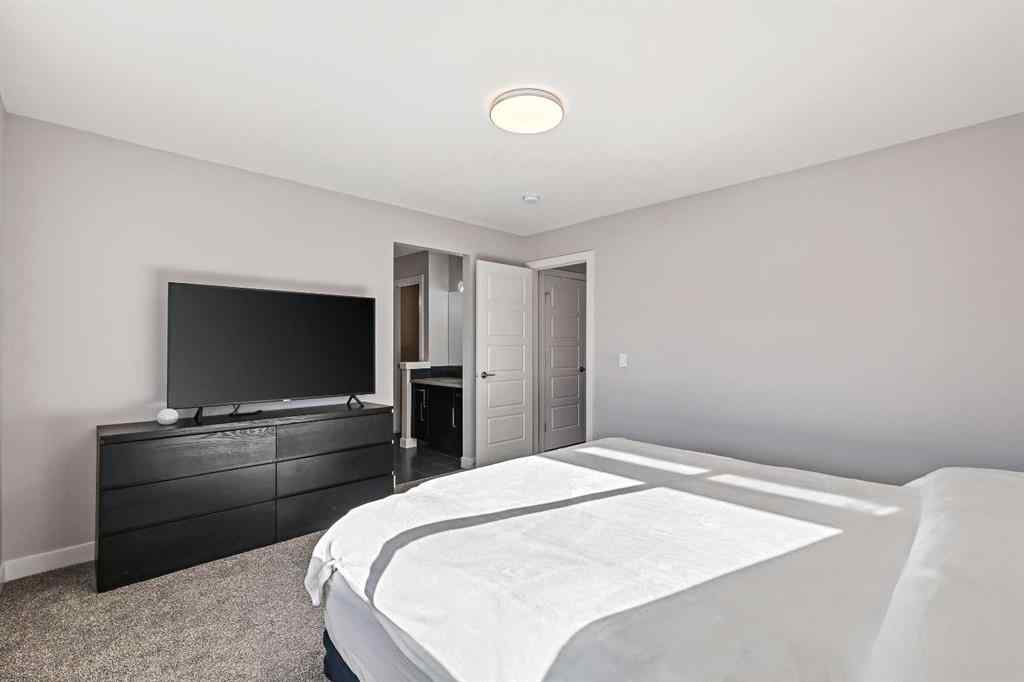 MLS® A2266753 - 277 Waterford Boulevard  in Waterford Chestermere, Residential