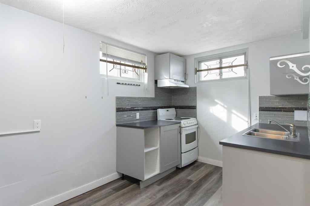 MLS® A2266755 - 6023 Thornbank Drive  in Thorncliffe Calgary, Residential