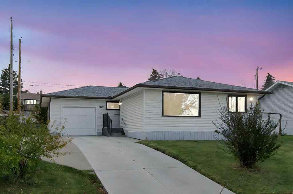 MLS® A2266755 - 6023 Thornbank Drive  in Thorncliffe Calgary, Residential