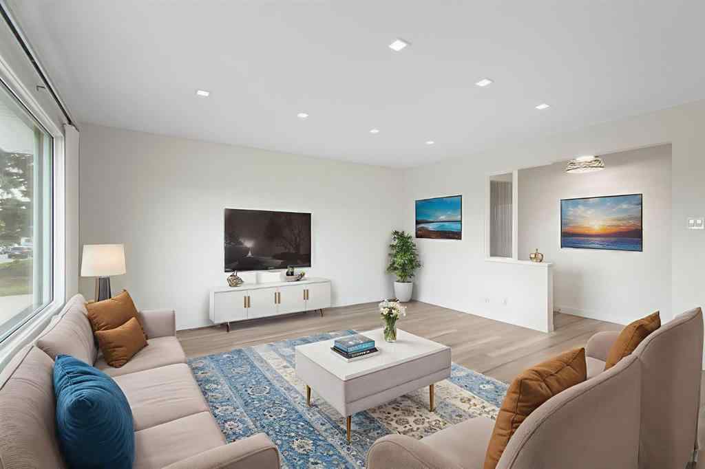 MLS® A2266755 - 6023 Thornbank Drive  in Thorncliffe Calgary, Residential