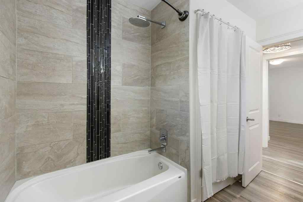 MLS® A2266755 - 6023 Thornbank Drive  in Thorncliffe Calgary, Residential