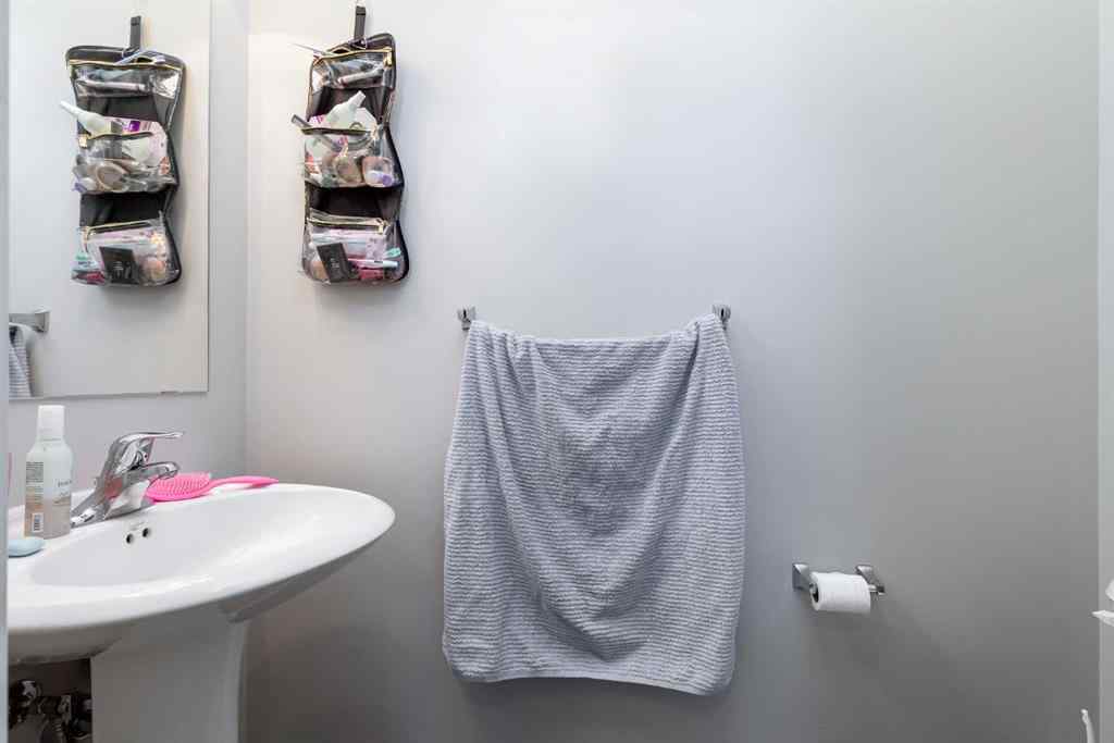 MLS® A2266756 - 333 Ravenstern Link SE in Ravenswood Airdrie, Residential