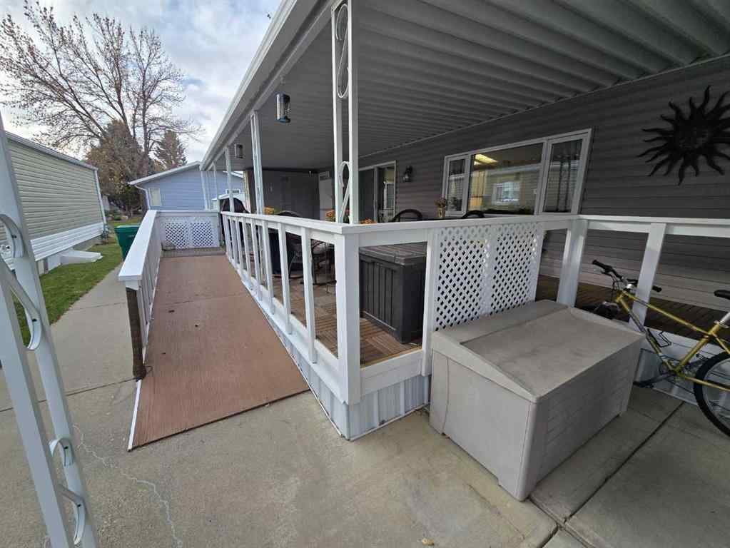 MLS® A2266757 - 2906 30 Avenue S in Parkbridge Estates Lethbridge, Mobile